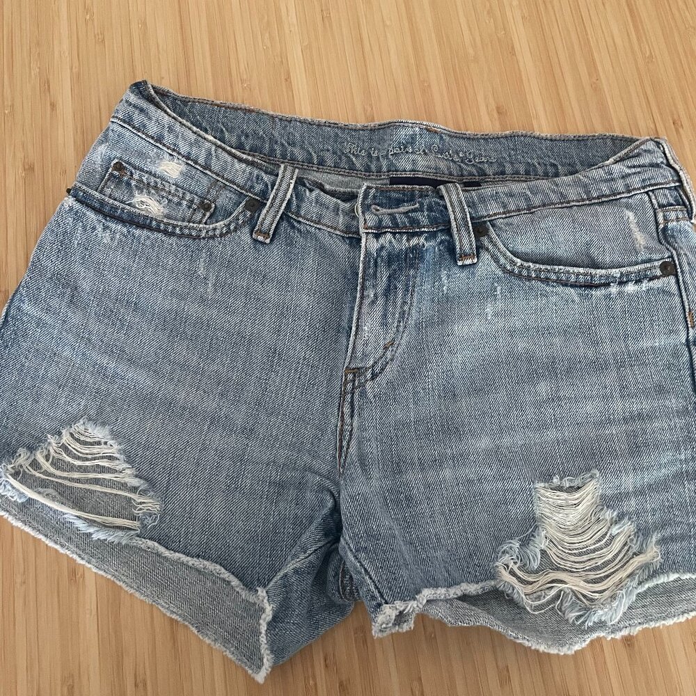 Levi's 501® ORIGINAL FIT WOMEN'S SHORTS size 4/27